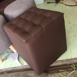 Ghế đôn vuông ô da simili