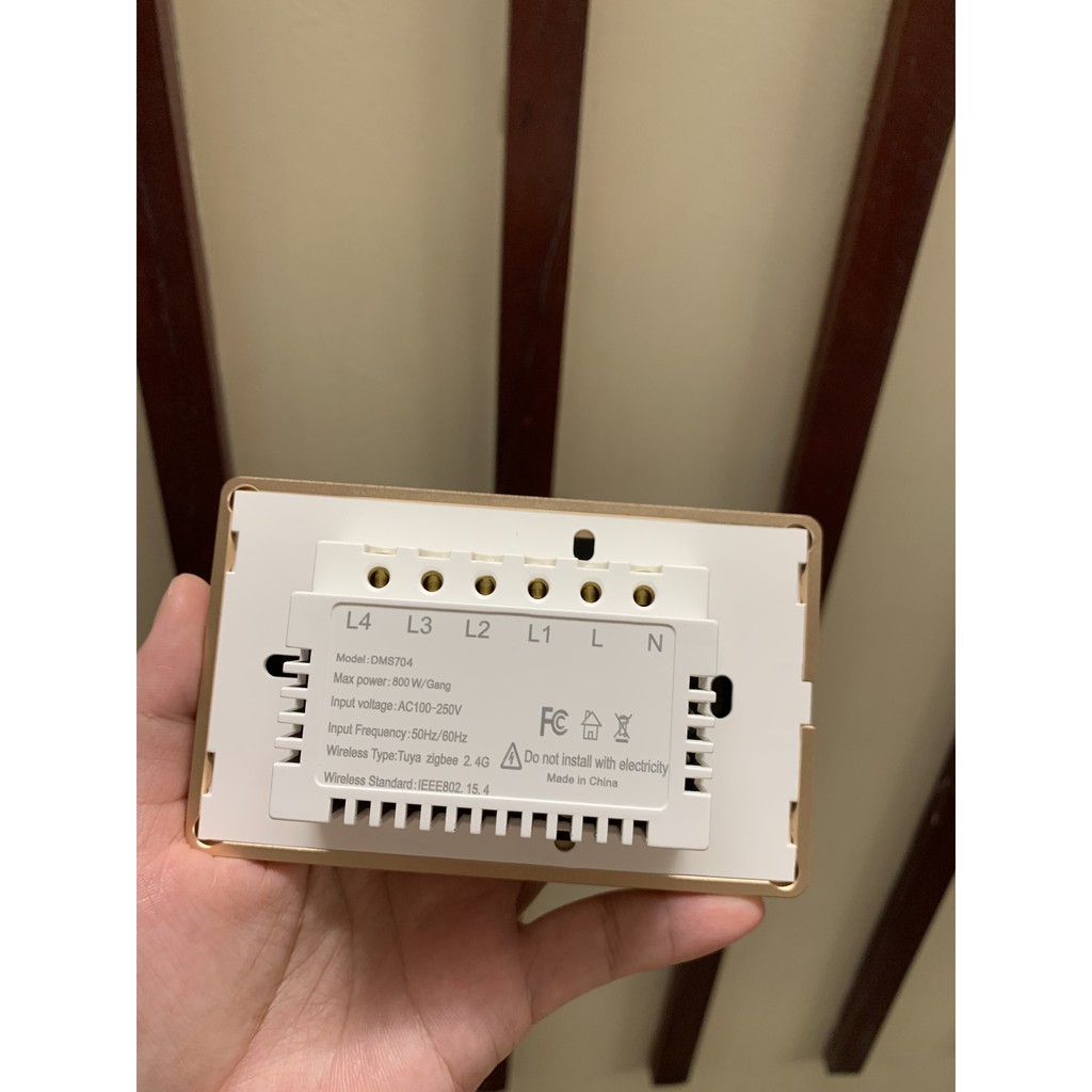 [ZIGBEE 3.0]Công Tắc Thông Minh Zigbee Tuya Nút Lõm Viền Vàng Điều Khiển Từ Xa Dùng App Tuya Smart Hoặc Smartlife