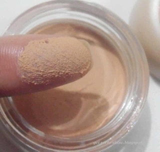 PHẤN tươi không chì Essence Mousse (nội địa Đức)