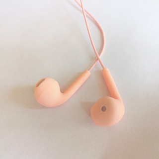 Wired in-ear earphone， high-quality earbuds