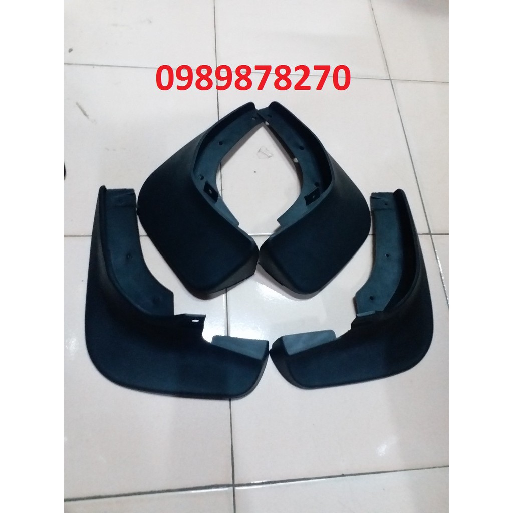 Chắn bùn xe Ford Laser, Mazda 323