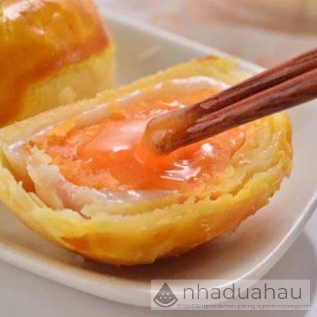 Combo 4 cái bánh ngàn lớp mochi nhân trứng chảy Đài Loan 75g