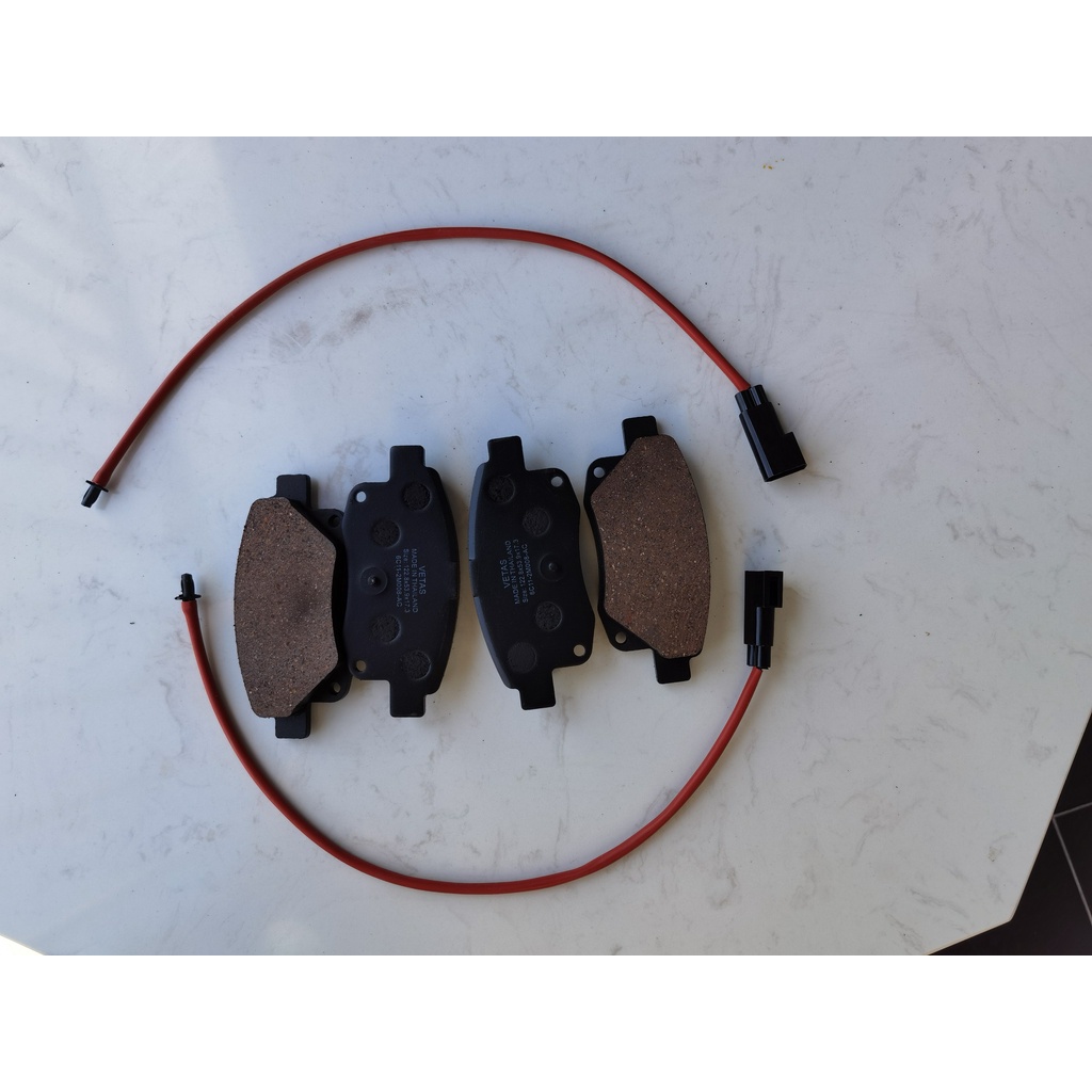 Bố Thắng Má Phanh Sau Ford Transit đời 2008-2020 Vetas 6C11 ( giá 1 bộ có dây )