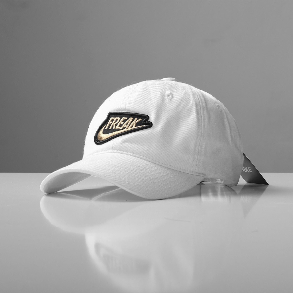 Mũ Nike Freak Thêu Nổi Logo