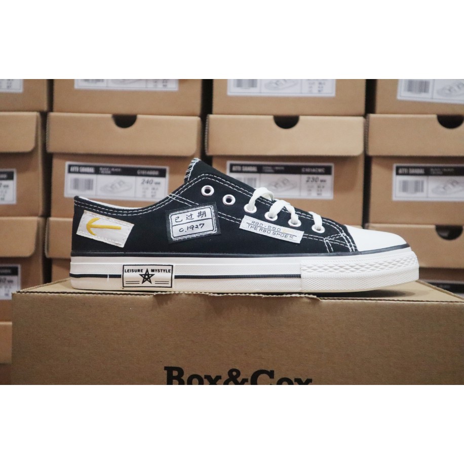 Giày Sneaker Stararrow Màu Đen