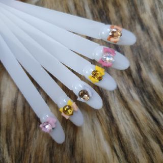 NƠ BỘT GẮN MÓNG - HOA BỘT GẮN MÓNG
