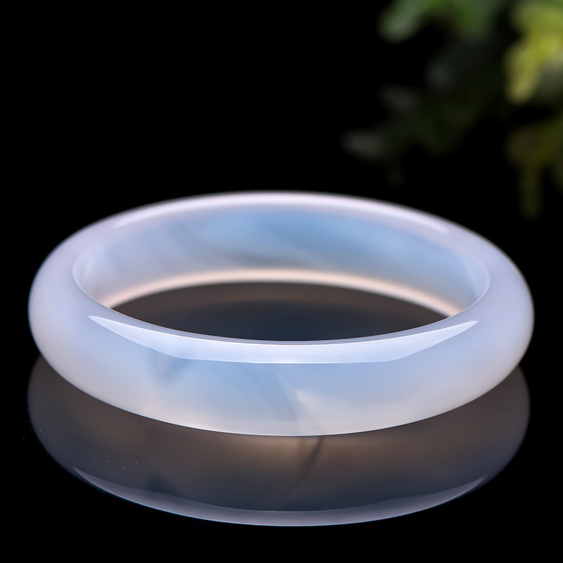 Vòng đeo tay đá mã não trắng tự nhiên trong suốt cấp nước thanh lịch