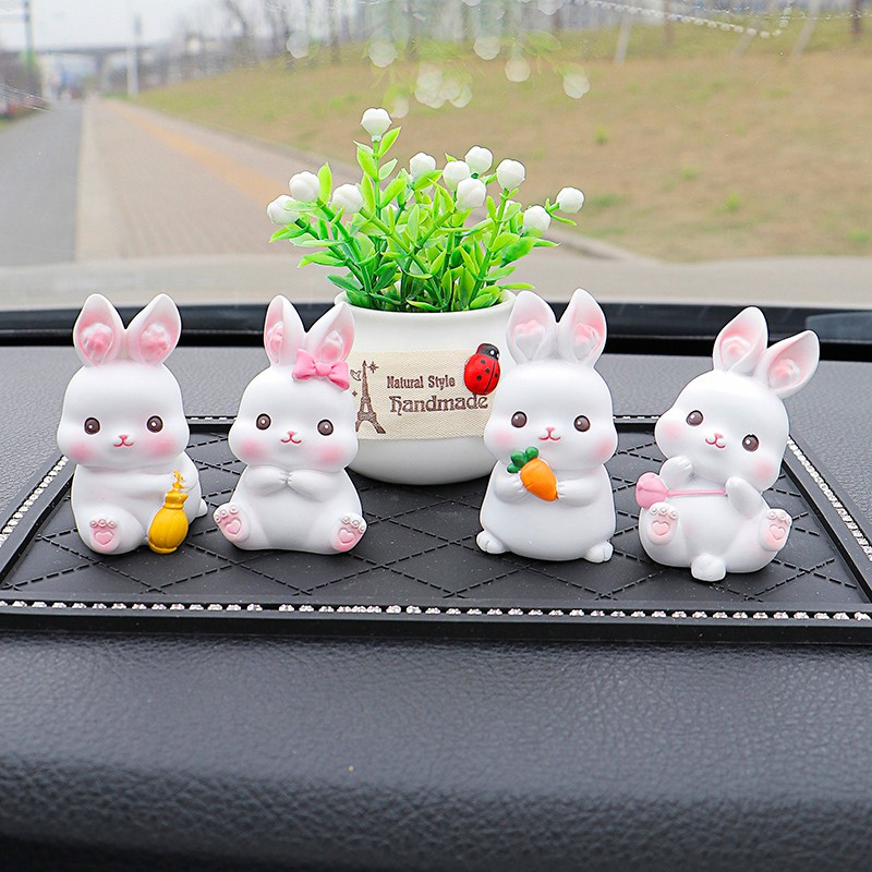 Set Thỏ Trắng Đáng Yêu Trang Trí Taplo Ô Tô Bàn Làm Việc Chất Liệu Thạch Cao Phủ Bóng - Phụ Kiện Xe Hơi Hitechlife