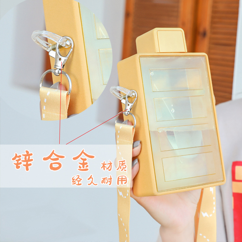 Bình nước nhựa Volemer phong cách thời trang hiện đại