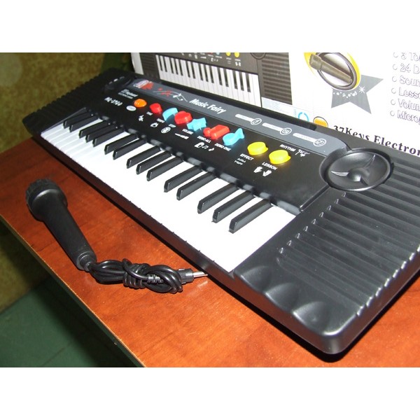 Đàn PIANO điện tử MQ-3700 kèm Micro( tặng 5 móc dán) đồ chơi cho bé