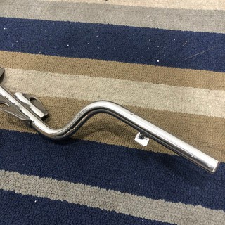Gác chân trước inox gắn wave dream cub.