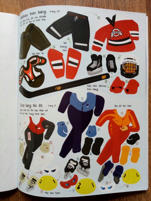 Sách - Dán Hình Sáng Tạo Trang Phục Búp Bê - Duyên Dáng Trên Sân Băng | BigBuy360 - bigbuy360.vn