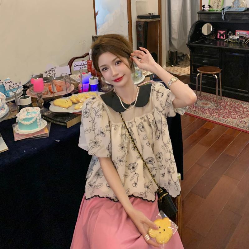 Áo Sơ Mi Tay Ngắn Chất Chiffon Hoạ Tiết Hoa Thiết Kế Dáng Rộng Che Khuyết Điểm