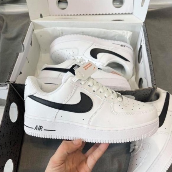 Air force 1 vệt đen, giày af1 trắng móc đen S.cấp đầy đủ phụ kiện
