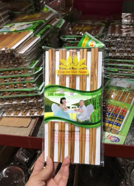 RẺ VÔ ĐỊCH_ 10 đôi đũa tre hoa mộc  thương hiệu Cao Phong Việt Nam