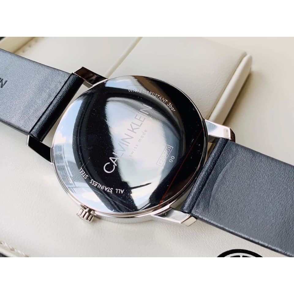 Đồng hồ kim nam dây da đen lịch lãm Calvin Klein Thụy Sỹ K2G2G1C1