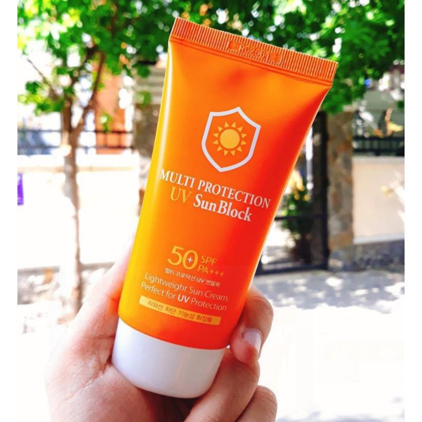 Kem chống nắng Multi Protection Uv Sun Block 3W Clinic Hàn Quốc 70ml giúp bảo vệ da trắng sáng tự nhiên