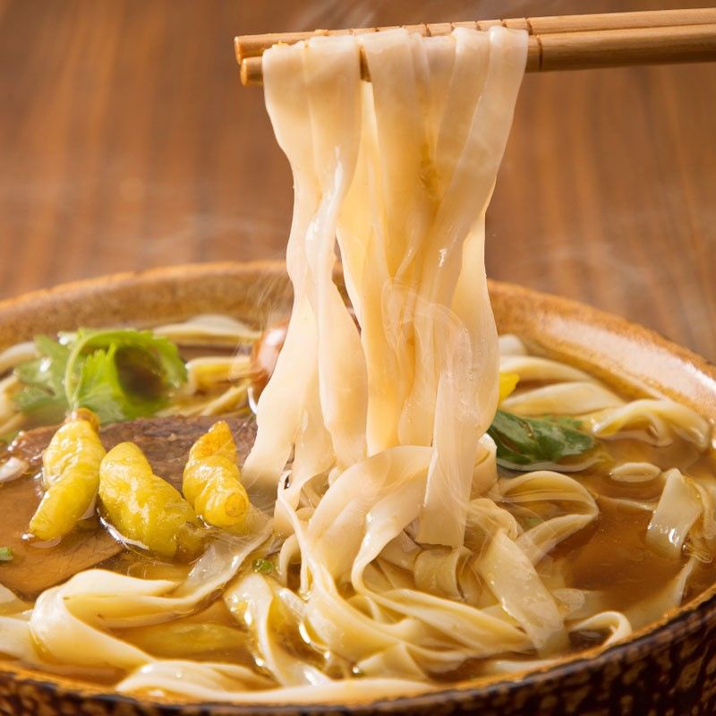 Phở thịt bò Quảng Đông hót tiktok Trung Quốc (sẵn hàng)