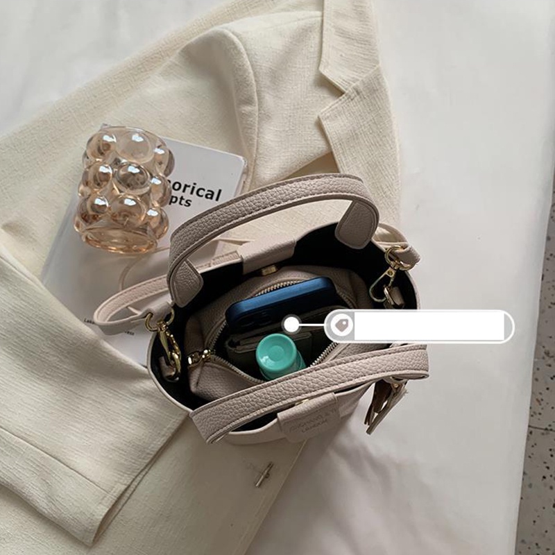 Túi đeo chéo IELGY phong cách cổ điển kèm móc treo thời trang dành cho nữ