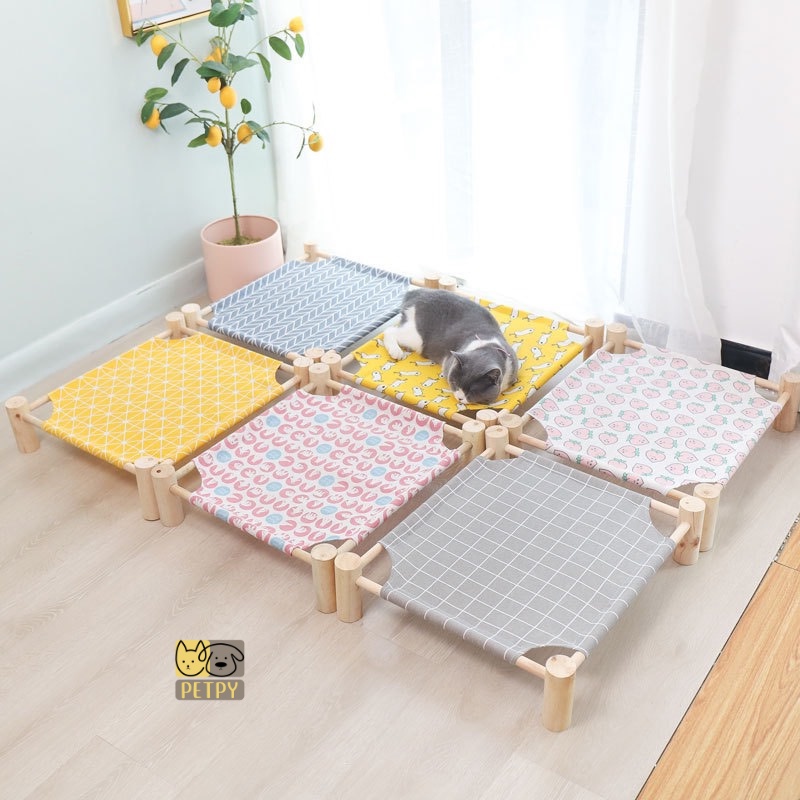 Giường gỗ cho thú cưng kèm vải Linen thoáng khí giúp thú cưng thoải mái khi sử dụng