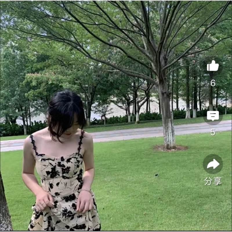 Đầm hai dây hoạ tiết hoa đen Bigsize 75kg