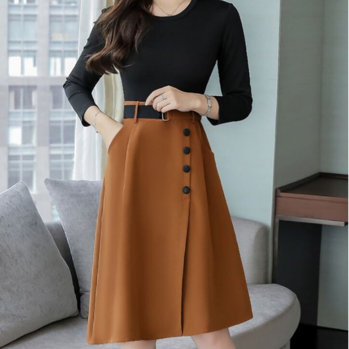 Chân váy chữ A phối nút sang trọng | BigBuy360 - bigbuy360.vn