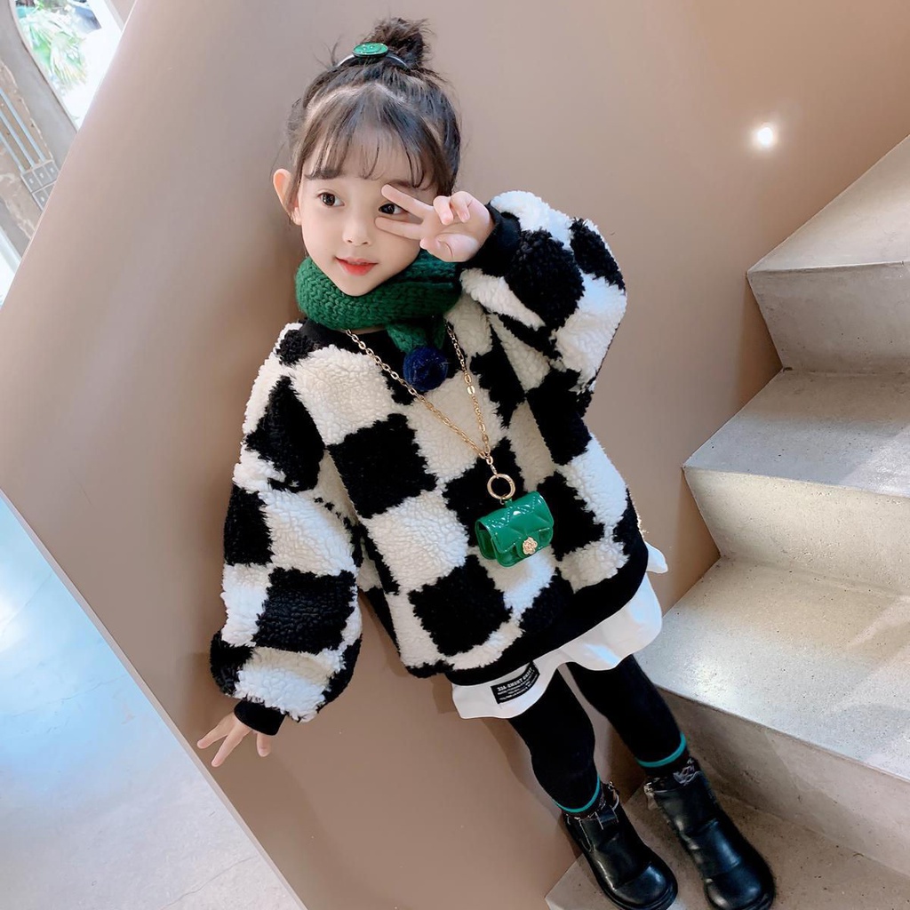 Áo sweater tròng đầu vải nhung thêu hình thỏ hoạt hình đáng yêu cho bé gái