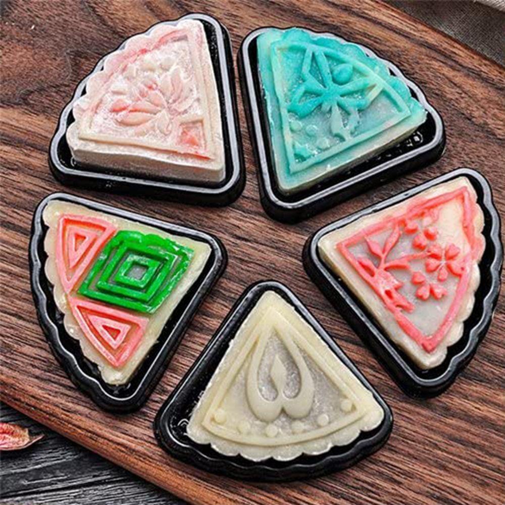 Bộ Khuôn Làm Bánh Trung Thu 50g Tiện Dụng