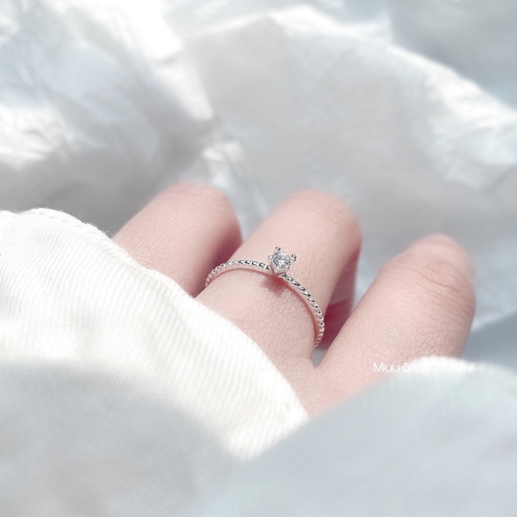 Nhẫn bạc 925 Miuu Silver nữ xoắn đính đá nhỏ xinh Tiny Ovilas