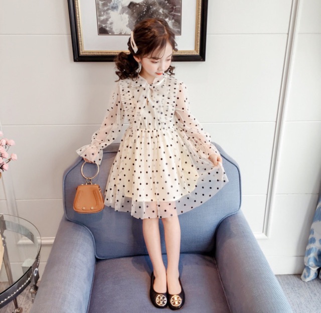 Váy voan chấm bi dành cho bé gái