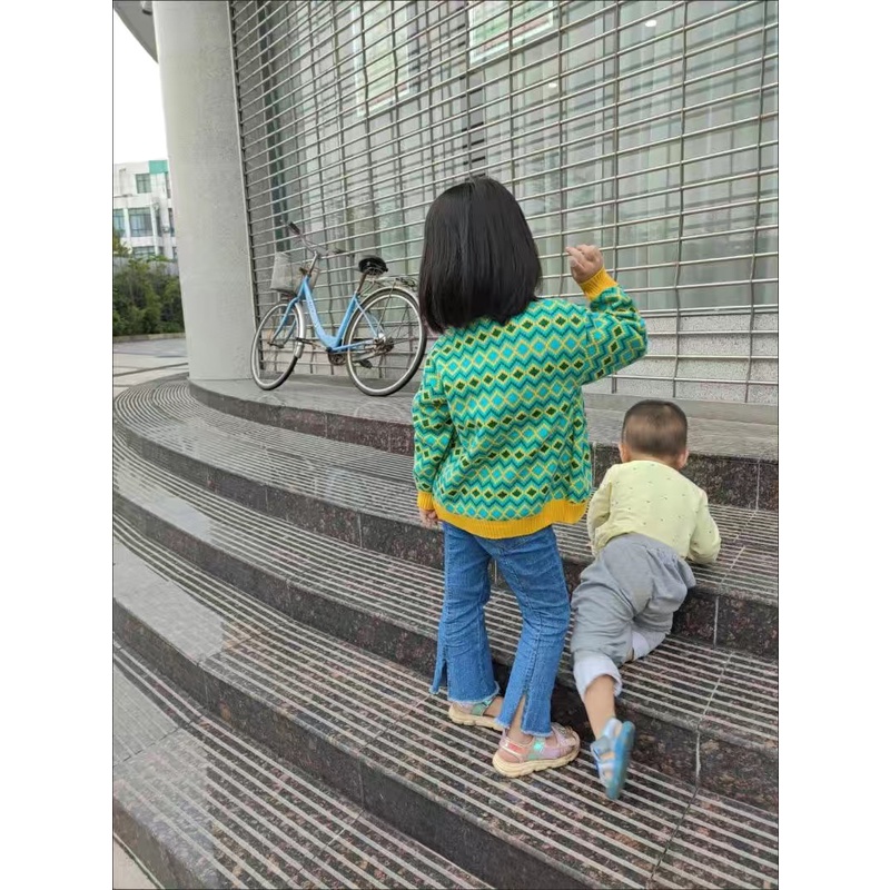 Áo khoác len cardigan xanh họa tiết kẻ ô cho bé gái & bé trai  N01273