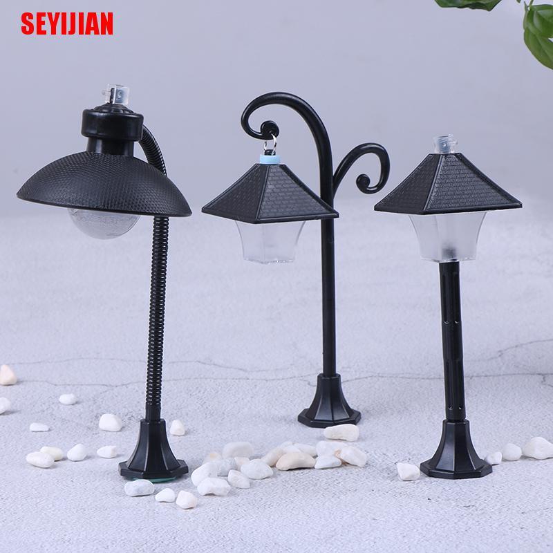 1 Đồ trang trí Đèn Đường Mini Trang Trí Sân Vườn