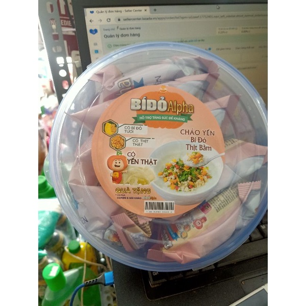 Combo 6 gói Cháo yến bí đỏ Alpha thịt bằm tặng 1 hộp nhựa cao cấp