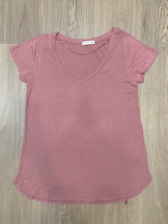 ÁO THUN LẠNH CỔ TIM hiệu COTTON ON