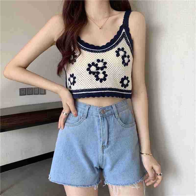 Áo 2 dây len thêu hoa cúc 3 màu cho nữ