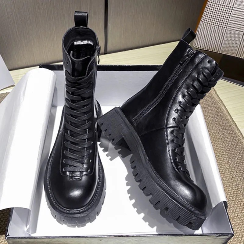 Boots ulzzang chiến binh đế cao màu da nâu đầu mũi đen có khoá bên cạnh