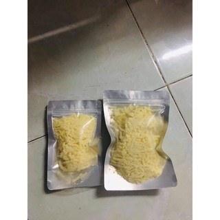 Phô mai bào sợi mozzarella HSD: tháng 2/2025