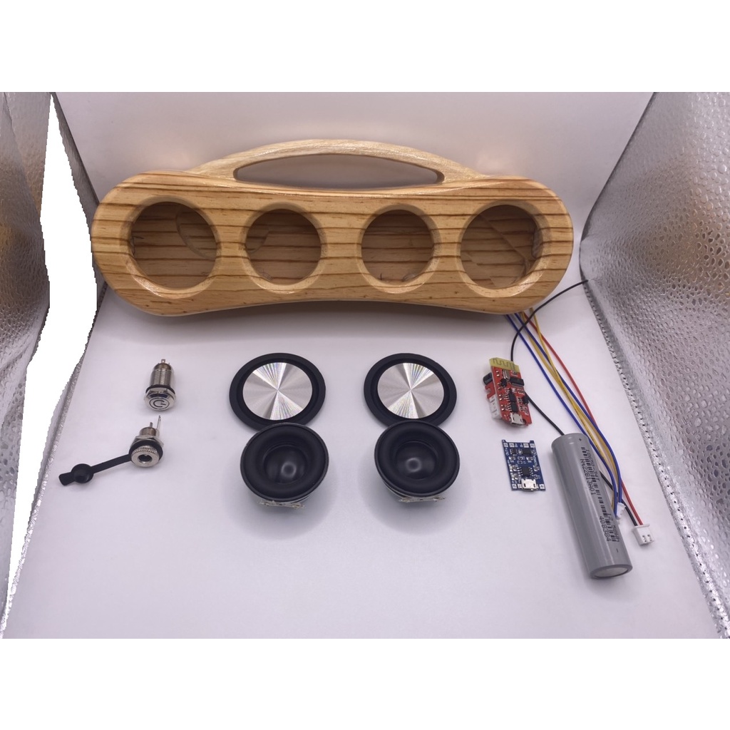 Combo Chế Loa Bluetooth Mini 10W Bass Mạnh Nghe Hay Tốt Trong Tầm Giá