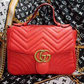 xả thanh lýTúi xách Gucci Marmont size 27 xách tay hoặc đeo vai