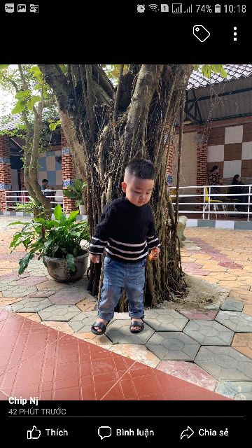 Giày sandal bé trai