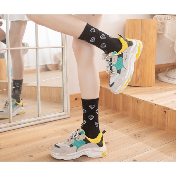 Vớ Nữ cao cổ họa tiết KIM CƯƠNG phong cách thể thao, trẻ trung, năng động.