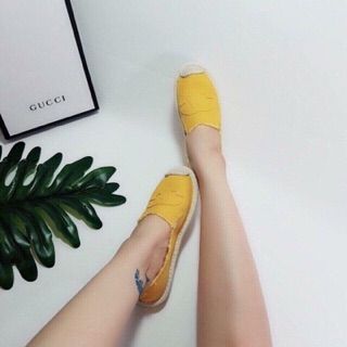 Giày slip on nữ đế cói