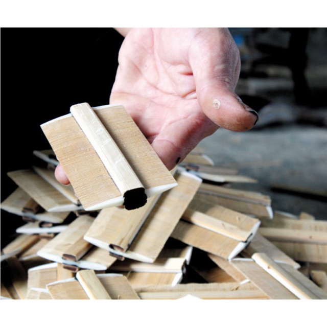 Lược chải chí bằng tre lược dày