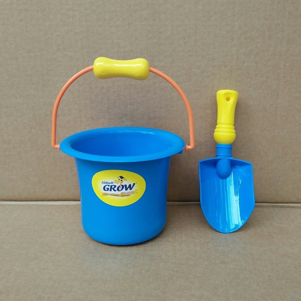 BỘ XÚC CÁT CHO BÉ - Đồ khuyến mãi từ sữa Grow