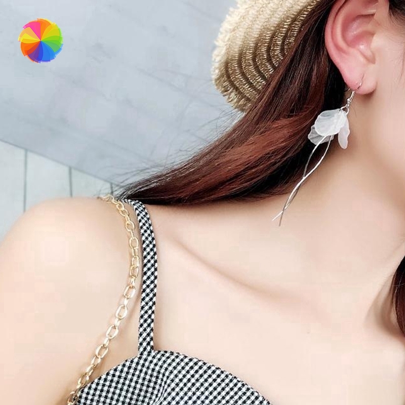 Đôi Bông Tai Dài Bằng Kim Loại Hình Cánh Hoa Thời Trang