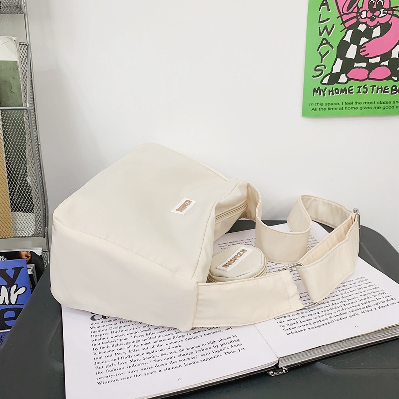 Túi đeo chéo Prettyzys phong cách Hàn Quốc 2022 sức chứa lớn cho nữ