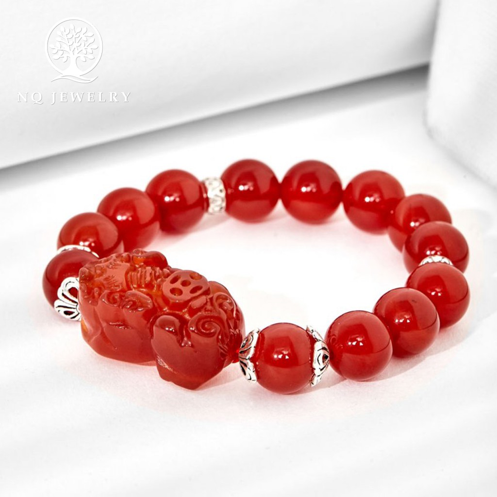 Vòng tay charm tỳ hưu đá - NQ Jewelry
