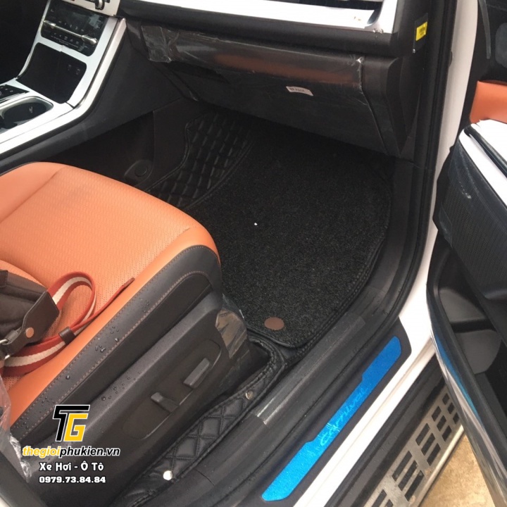 Thảm sàn, lót sàn da 6D dành cho xe Kia Carnival kèm thảm rối chống bụi cao cấp
