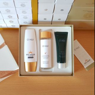 Set kem chống nắng Ohui mẫu mới nhất