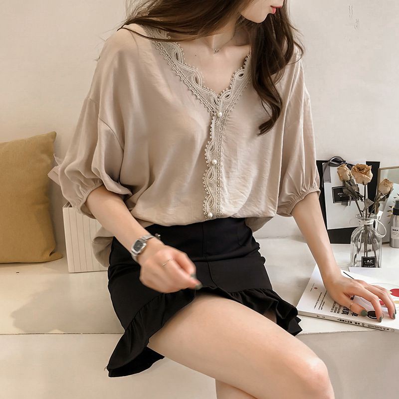 Áo kiểu tay lỡ cổ chữ V viền ren cho nữ